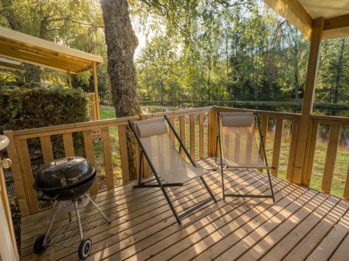 Mobil-home de 26m² avec terrasse pour 4 personnes - API-1-52-556