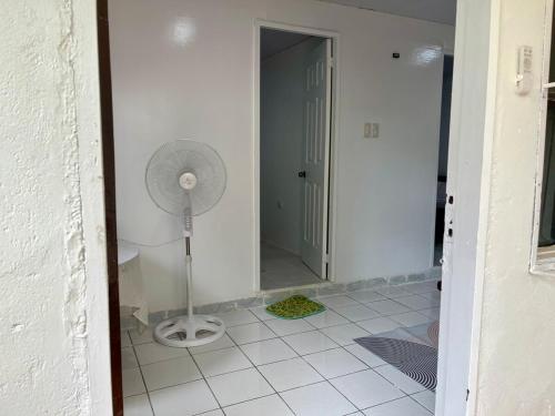 Billede fra billedgalleriet på 2BR spacious 600mbps 4 minutes walk to the beach i General Luna