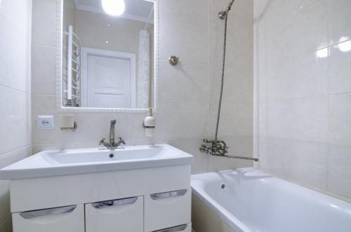 Ванна кімната в Apartamenty Kulisha 25