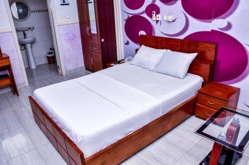 Gambar di galeri bagi 5 Star Villa Hotel di Trofwi
