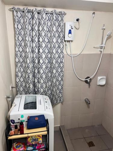 Koupelna v ubytování New 1BR in Mandaluyong