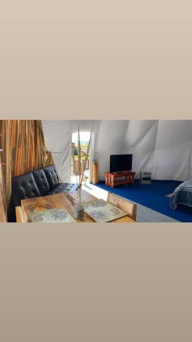 Una cama o camas en una habitación de Spiaggia y Domos