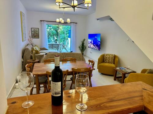 The Garden & Pool Townhouse