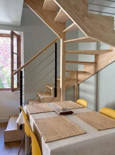 Duplex Provençal , Vieux Hyères, climatisation, Wi-Fi