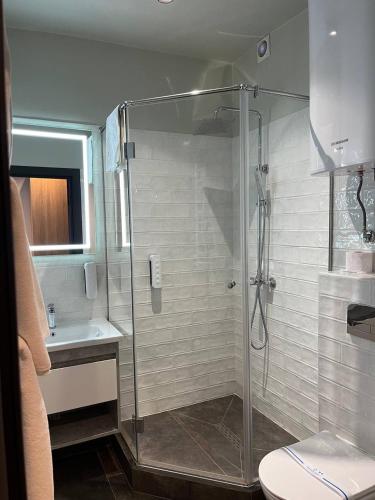 Un baño de Tulip Residence & Spa Hotel