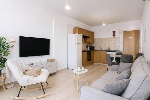 Fresh & Cozy-close to the beach