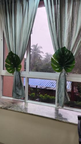 Photo de la galerie de l'établissement CASA HILLSIDE Dapoli 2BHK Apartment, à Dapoli