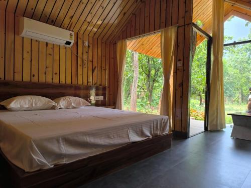 Postel nebo postele na pokoji v ubytování Royal Villa Resort