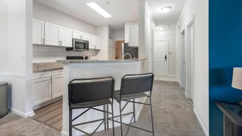 Dapur atau dapur kecil di Landing at Bryant at Summerville