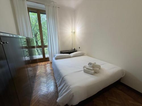70s Vibes Milan Flat Close to Bocconi University