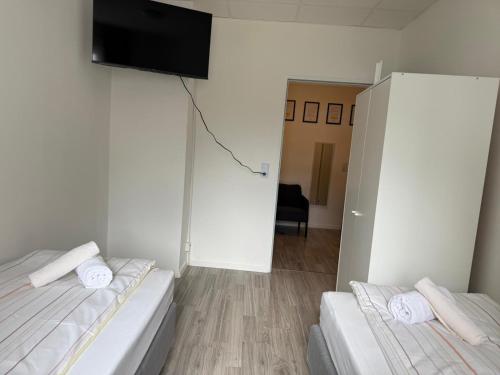 Postel nebo postele na pokoji v ubytování 2 Zimmer Unterkunft in Zentraler Lage Wasbeker Str