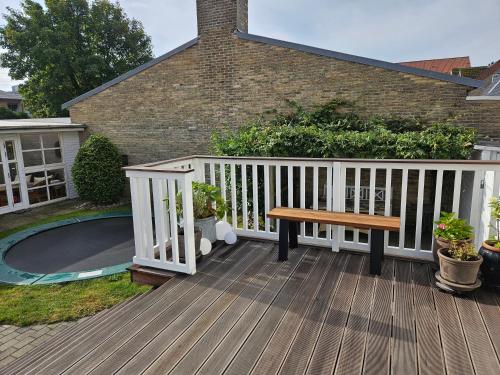 Μπαλκόνι ή βεράντα στο Central Nørresundby Gem - Steps from Aalborg