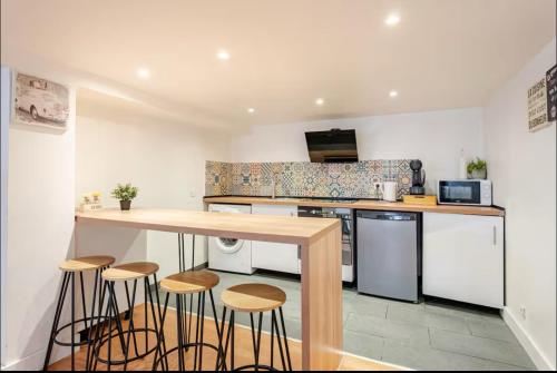 Loft 2 min Gare Saint Charles ,2 chambres 6p