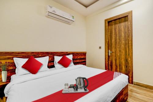 Ein Bett oder Betten in einem Zimmer der Unterkunft Hotel O Times Square