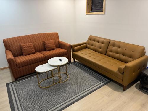 Гостиная зона в Private Entrance, private Bathroom, Bedroom and workspace