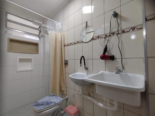 Ένα μπάνιο στο Prainha 706