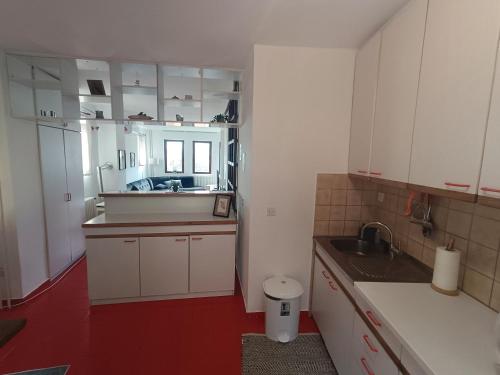 Η κουζίνα ή μικρή κουζίνα στο Villa Gracia