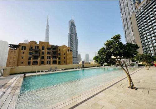 Burj Royale 1BR - Close to Burj Khalifa and Dubai Mall