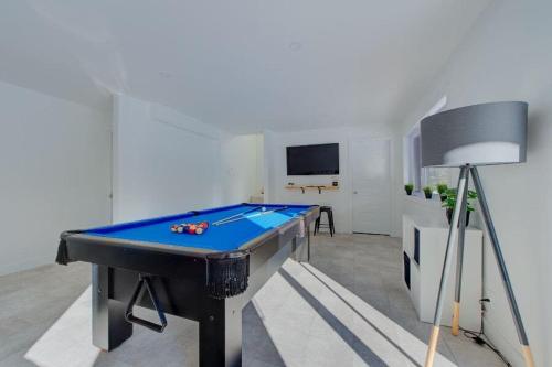 Μια τηλεόραση ή/και κέντρο ψυχαγωγίας στο Chalet Le 33