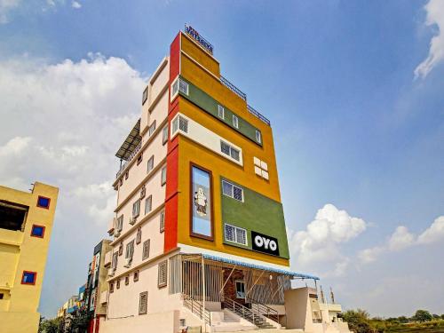 Bangunan di mana terletaknya hotel