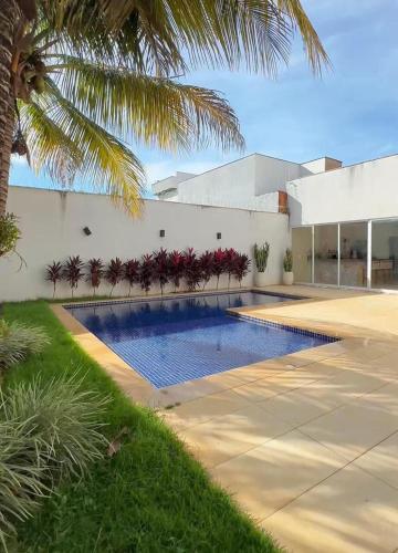 Piscina a Casa Lar Ataides o a prop