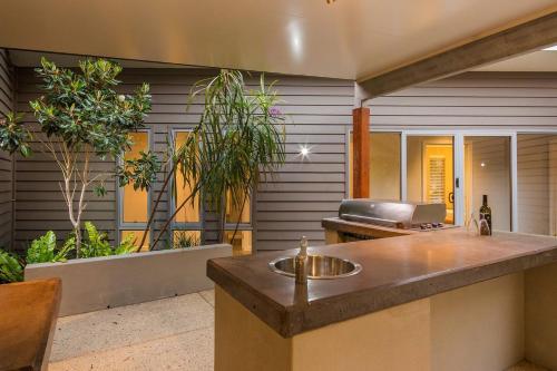 Φωτογραφία από το άλμπουμ του Mimosa - Stylish Beachside Retreat in Dunsborough σε Dunsborough