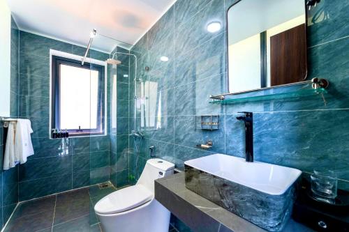 Photo de la galerie de l'établissement Old Quang Minh Villa, à Ba Vì