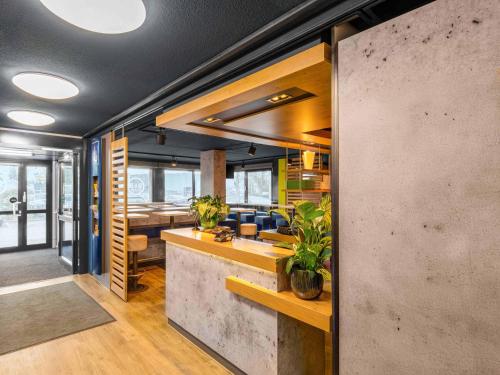 Η κουζίνα ή μικρή κουζίνα στο B&B HOTEL Mainz-Süd