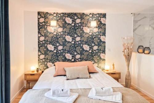 ELEGANCE in the heart of the old town 4