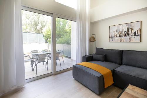 3-Bedroom Apartment in Marousi