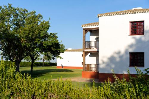 Κήπος έξω από το Parador de Albacete