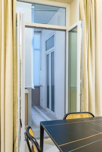 Modern Spacious Apartment in the Heart of Naples