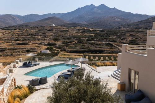 Akrotiri Estate Naxos - Private hillside estate