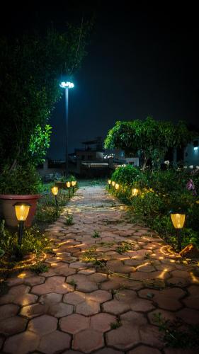 Jardín al aire libre en Host Labs Homestay - Premium View
