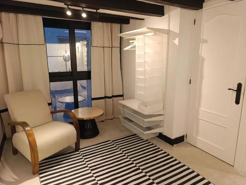 Beautiful Duplex Private Patio Alicante Center