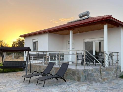 Asteri Villas Nea Kalikratia by BookVillaEU