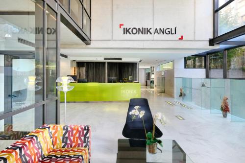Ikonik Anglí photo 23