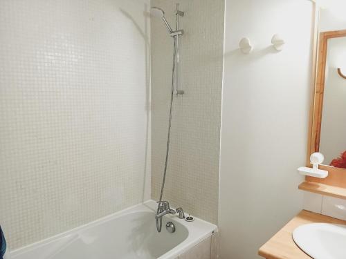 Ένα μπάνιο στο Terrasses E 405 - PARC NAT VANOISE appart 8 pers