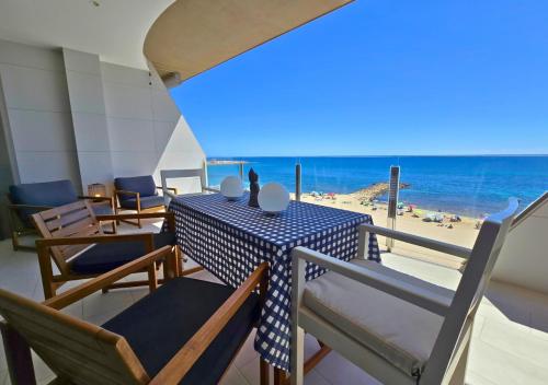 Apartamento Vista Azul: Vistas Panorámicas al Mar
