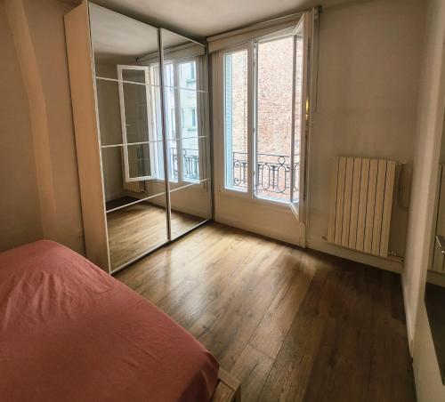 NEW Cosy in Paris