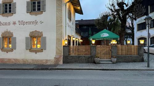 ホテルが所在する建物