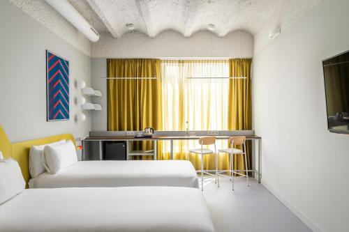 BYPILLOW Flamant photo 58
