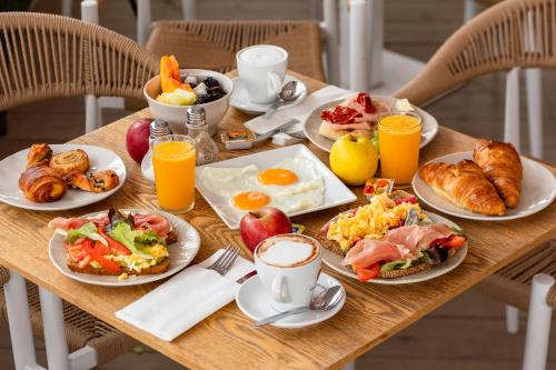 Еда / где поесть недалеко от апартаментов/квартиры