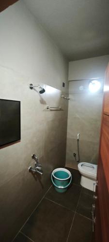 Bagno di Stayz Royale Hyderabad - Near LB Nagar Metro