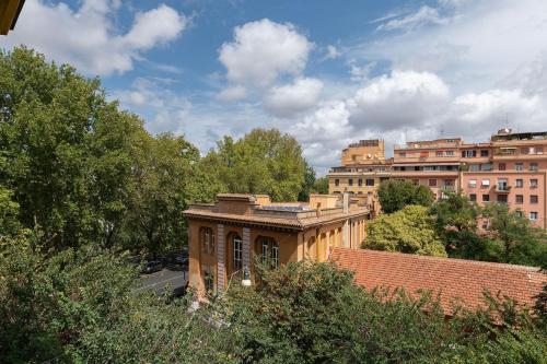 GuestHost - Elegant Apartment Testaccio Roma