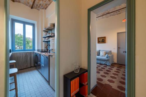 GuestHost - Elegant Apartment Testaccio Roma