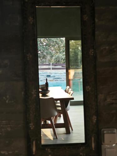 Бассейн в Bellevia Stone Pool Villa или поблизости