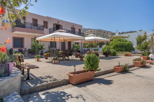 Το κτήριο όπου στεγάζεται  το διαμέρισμα