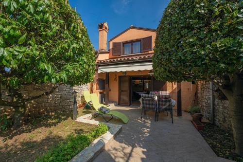 Vesna in Rovinjsko Selo (Haus für 2-4 Personen)