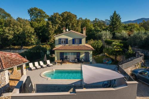 Villa Nora in Kršan - Haus für 4 Personen